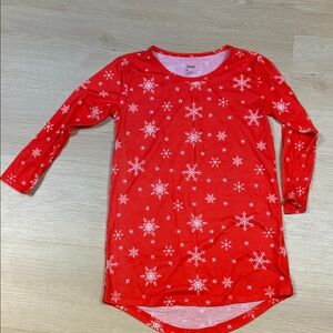 Leveret Kids Red Snowflake T-Shirt Nightgown 5 Years